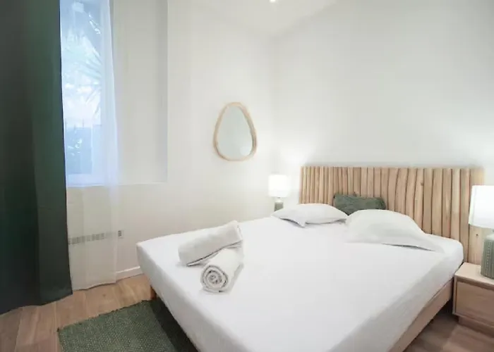 Nid Douillet Au Coeur De Avec Terrasse Et Clim *